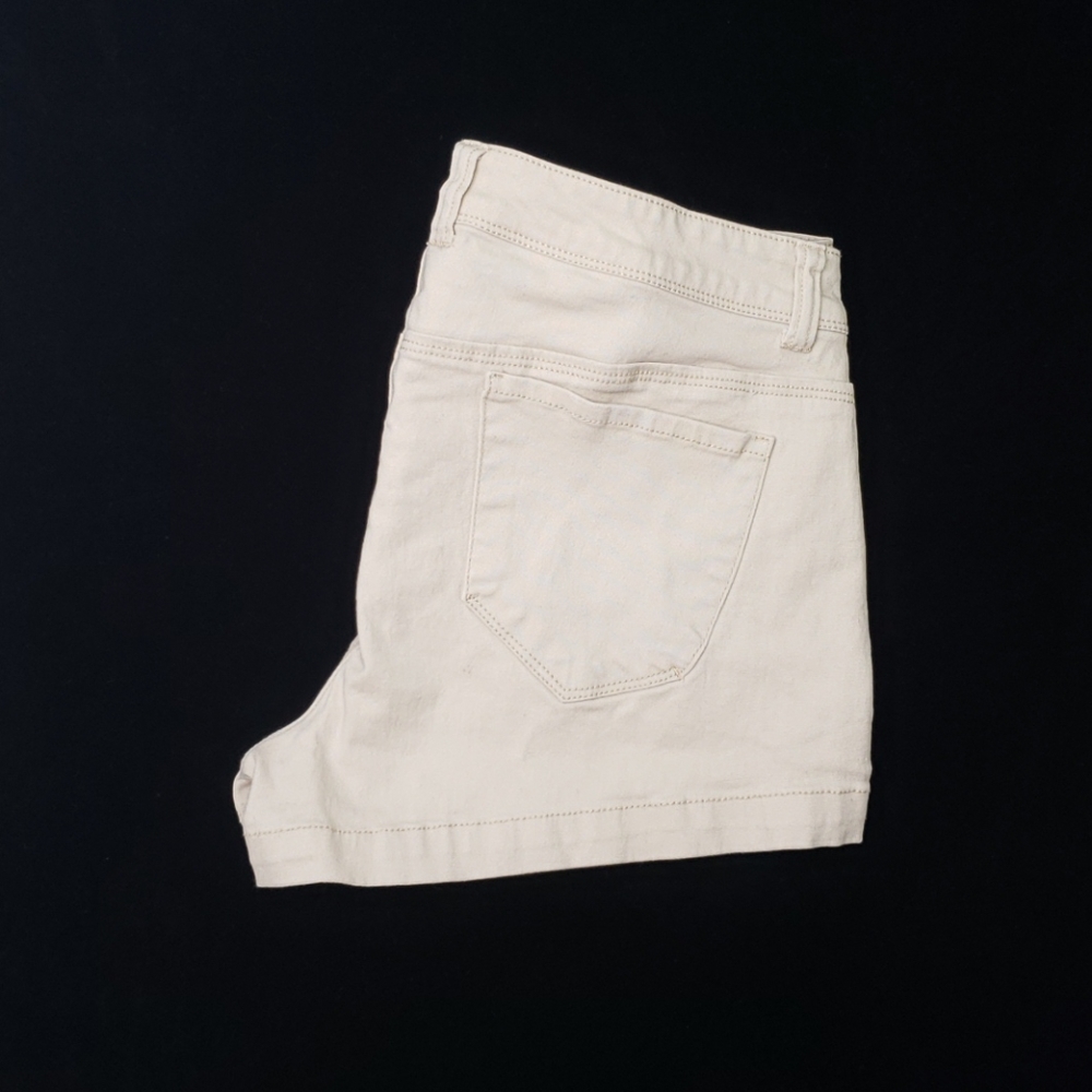 Guess shorts